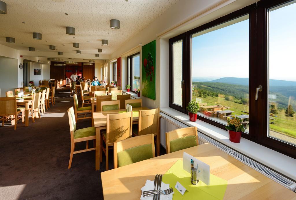 Horsky Hotel Friesovy Boudy Strážné Екстериор снимка